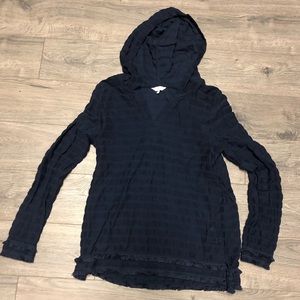 Crown and Ivy Pullover